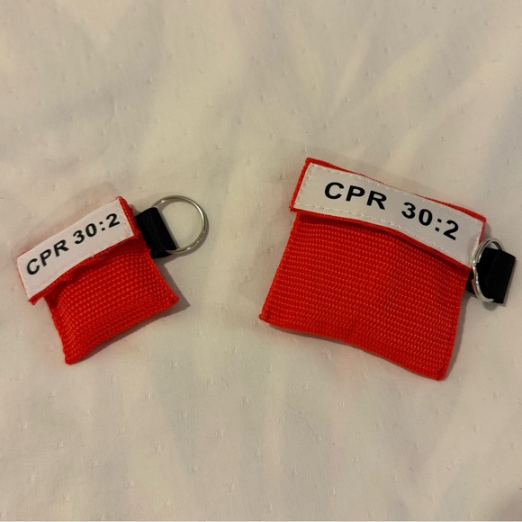 TRAVEL CPR KIT NEW - Picture 2 of 3